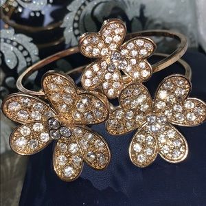 Gold and rhinestone bracelet